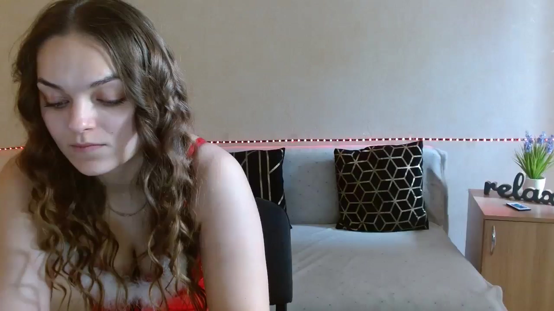 Gallery image thumbnail from Chaynea's myfreecams stream on, 12/25/2025, 11:29 image 4 of 20