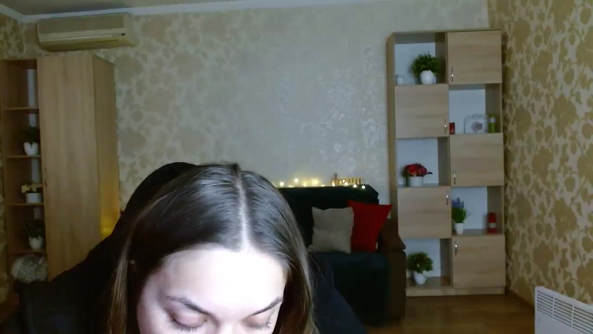 Gallery image thumbnail from Chaynea's myfreecams stream on, 12/26/2025, 10:39 image 3 of 20
