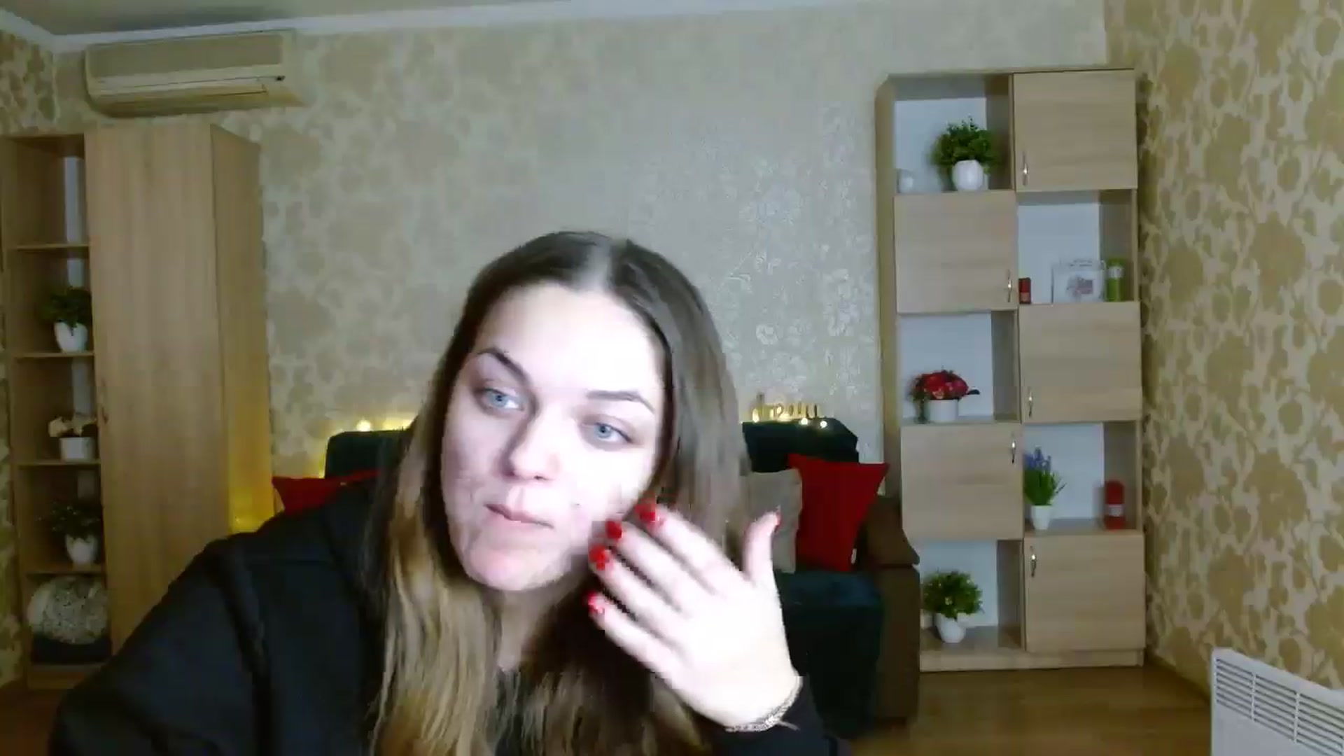Gallery image thumbnail from Chaynea's myfreecams stream on, 12/26/2025, 10:39 image 4 of 20