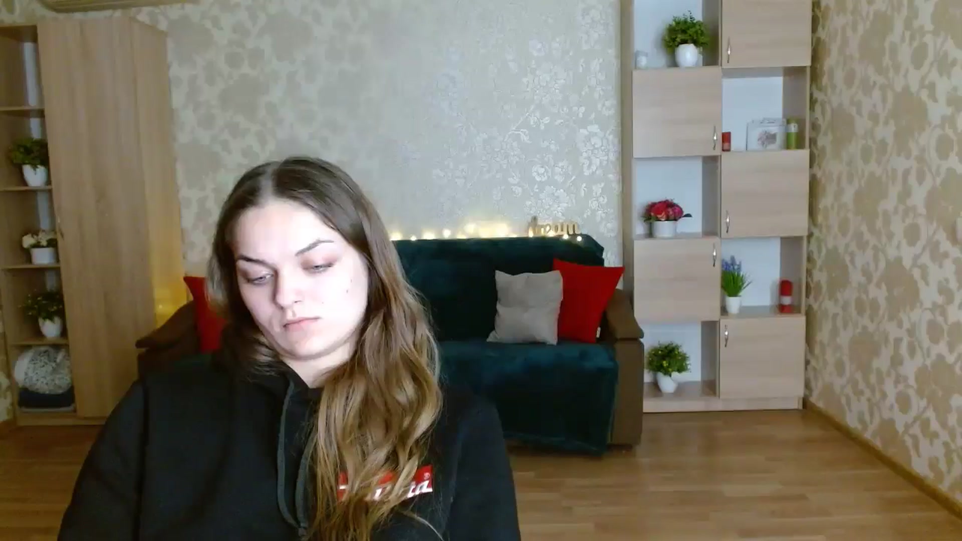 Gallery image thumbnail from Chaynea's myfreecams stream on, 12/26/2025, 14:48 image 17 of 20