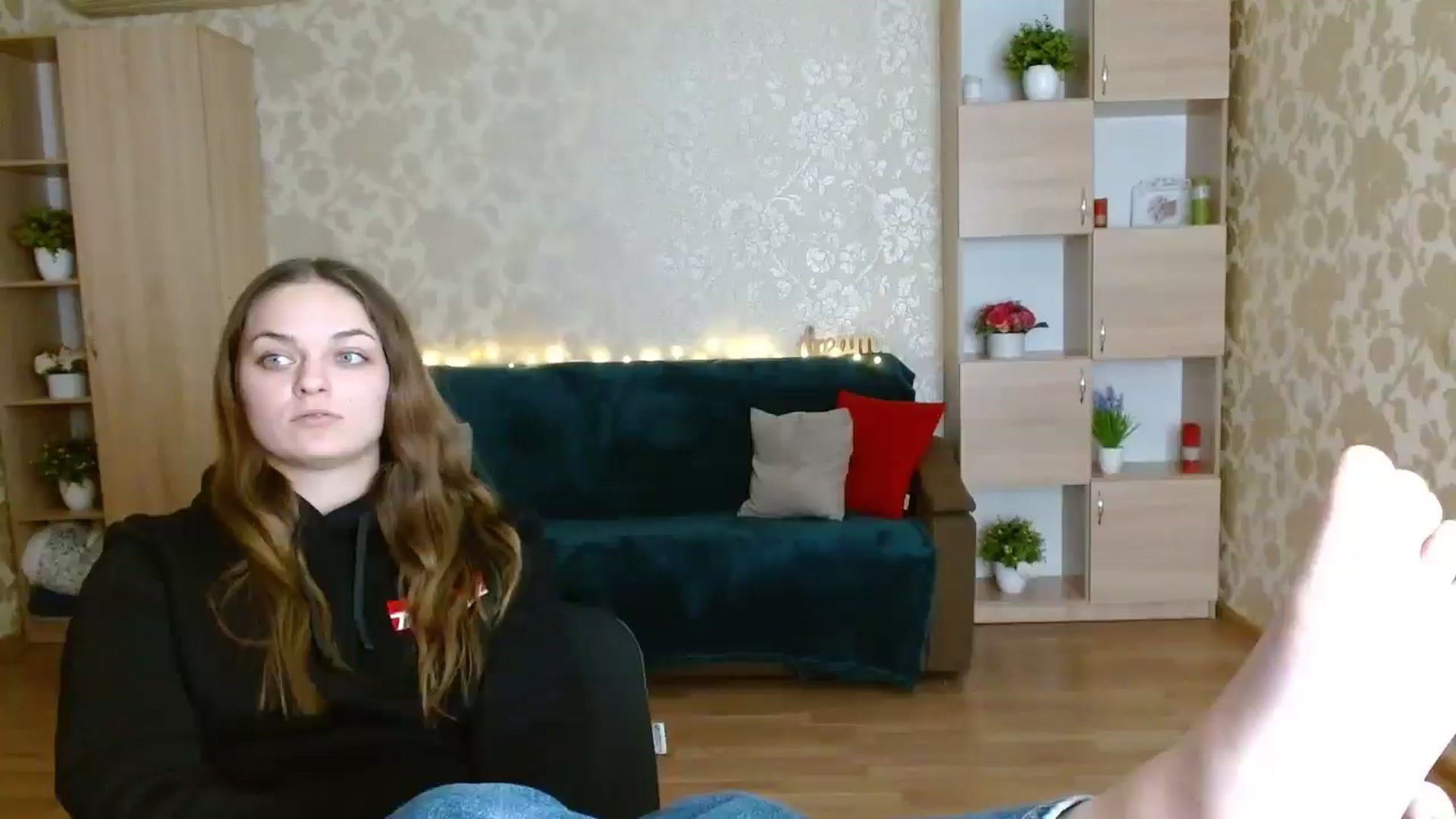 Gallery image thumbnail from Chaynea's myfreecams stream on, 12/26/2025, 14:48 image 10 of 20