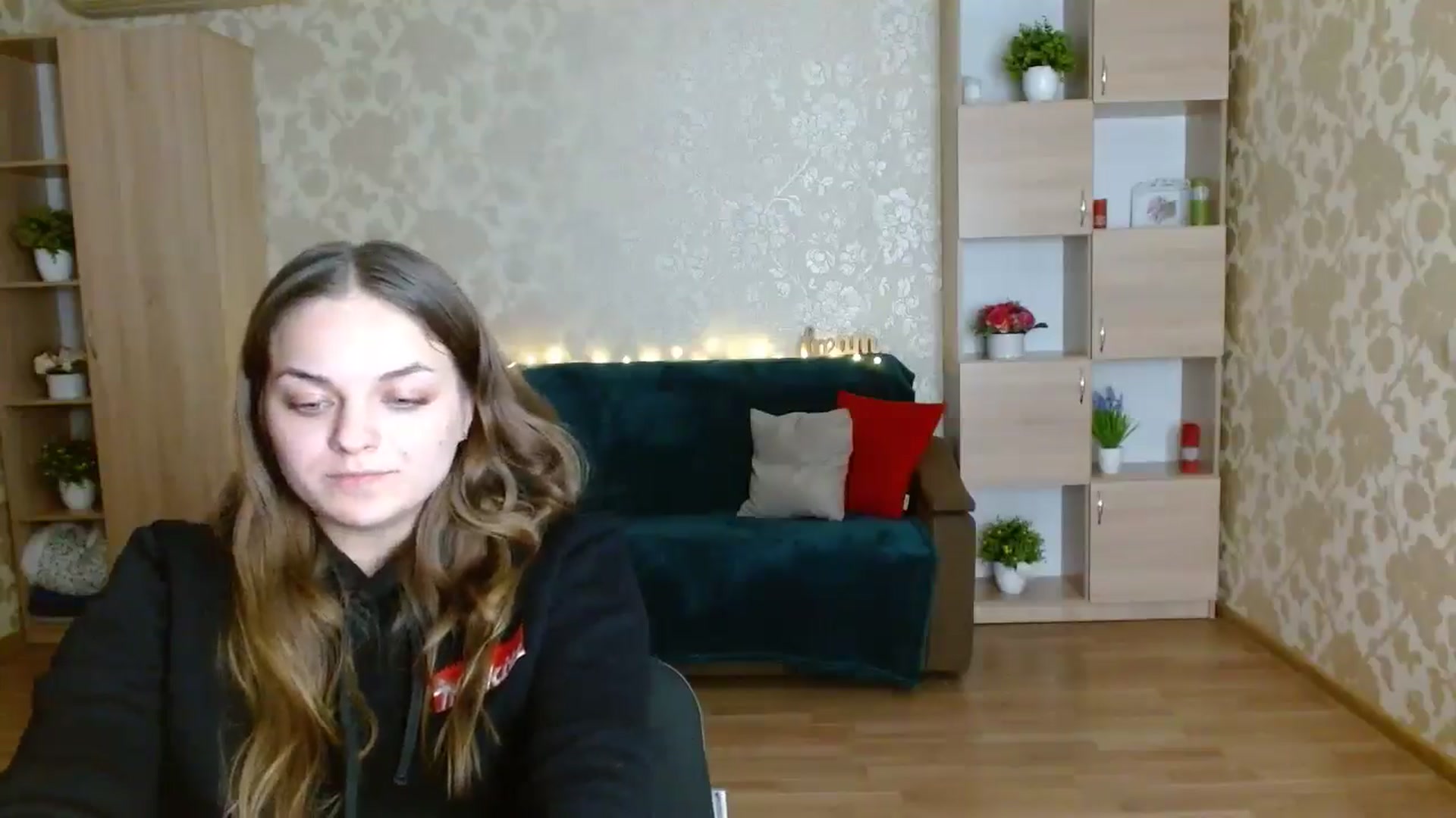 Gallery image thumbnail from Chaynea's myfreecams stream on, 12/26/2025, 16:02 image 16 of 20