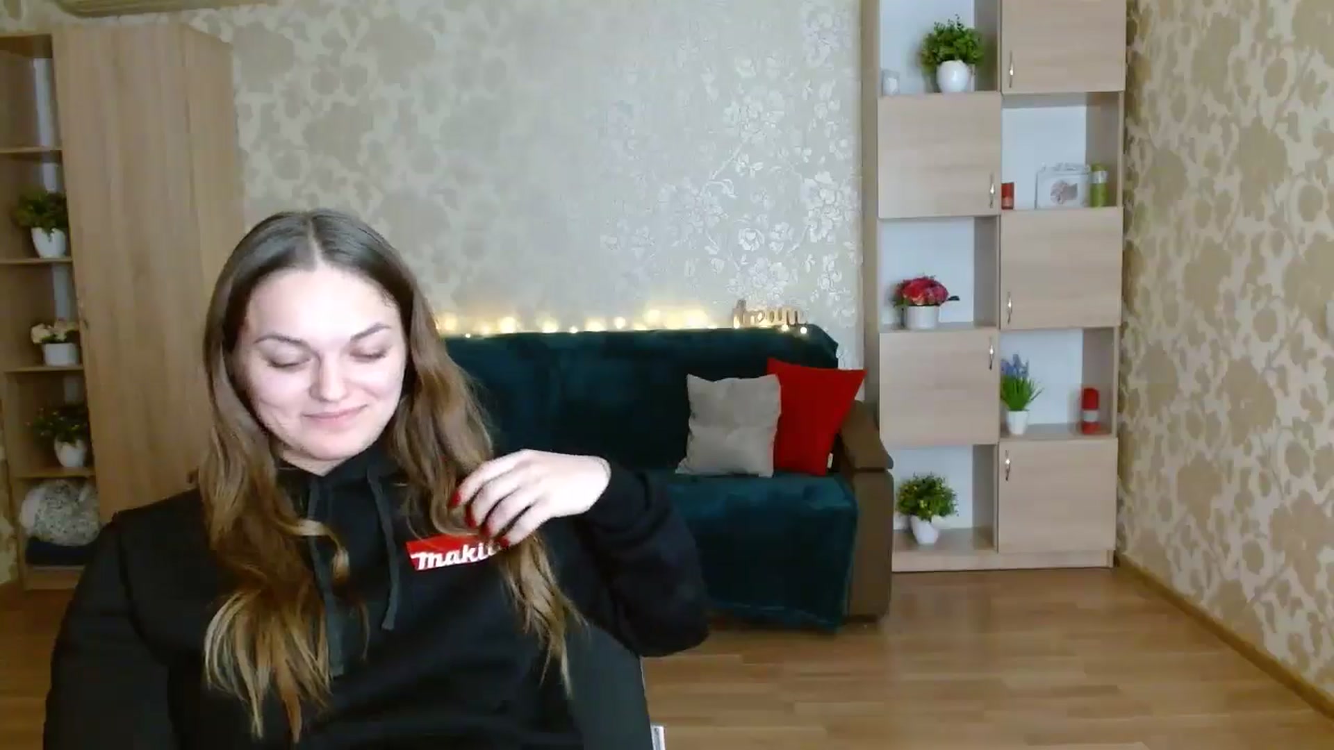 Gallery image thumbnail from Chaynea's myfreecams stream on, 12/26/2025, 16:02 image 13 of 20