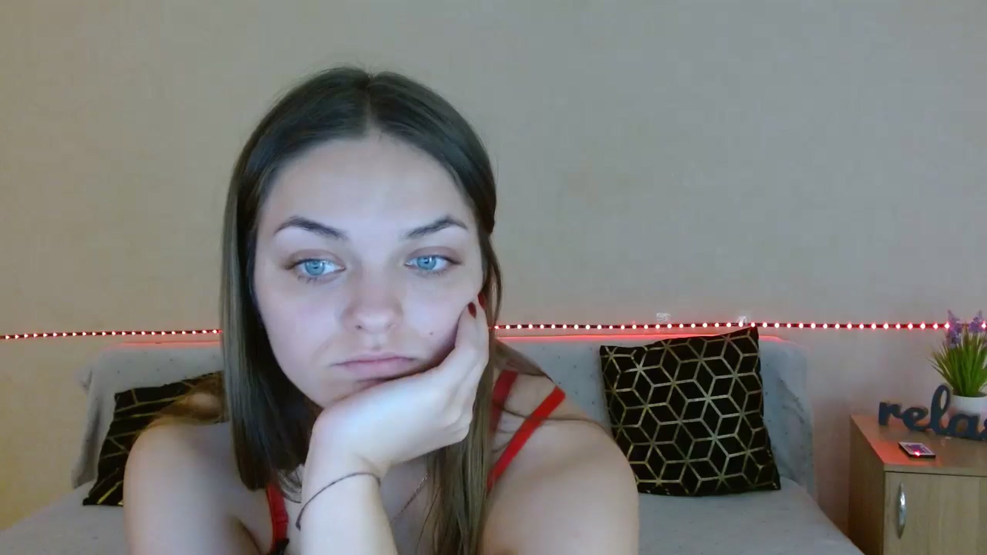 Gallery image thumbnail from Chaynea's myfreecams stream on, 12/27/2025, 11:41 image 7 of 20