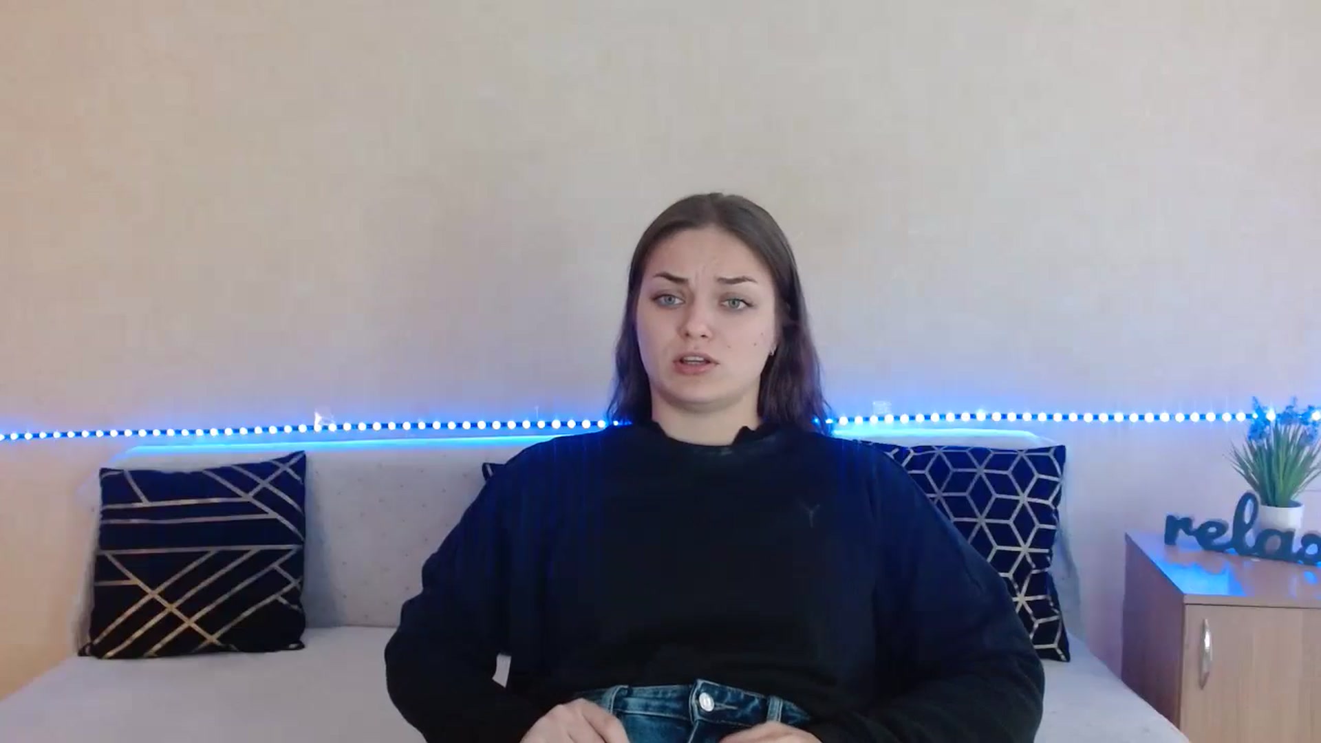 Gallery image thumbnail from Chaynea's myfreecams stream on, 12/30/2025, 11:15 image 18 of 20