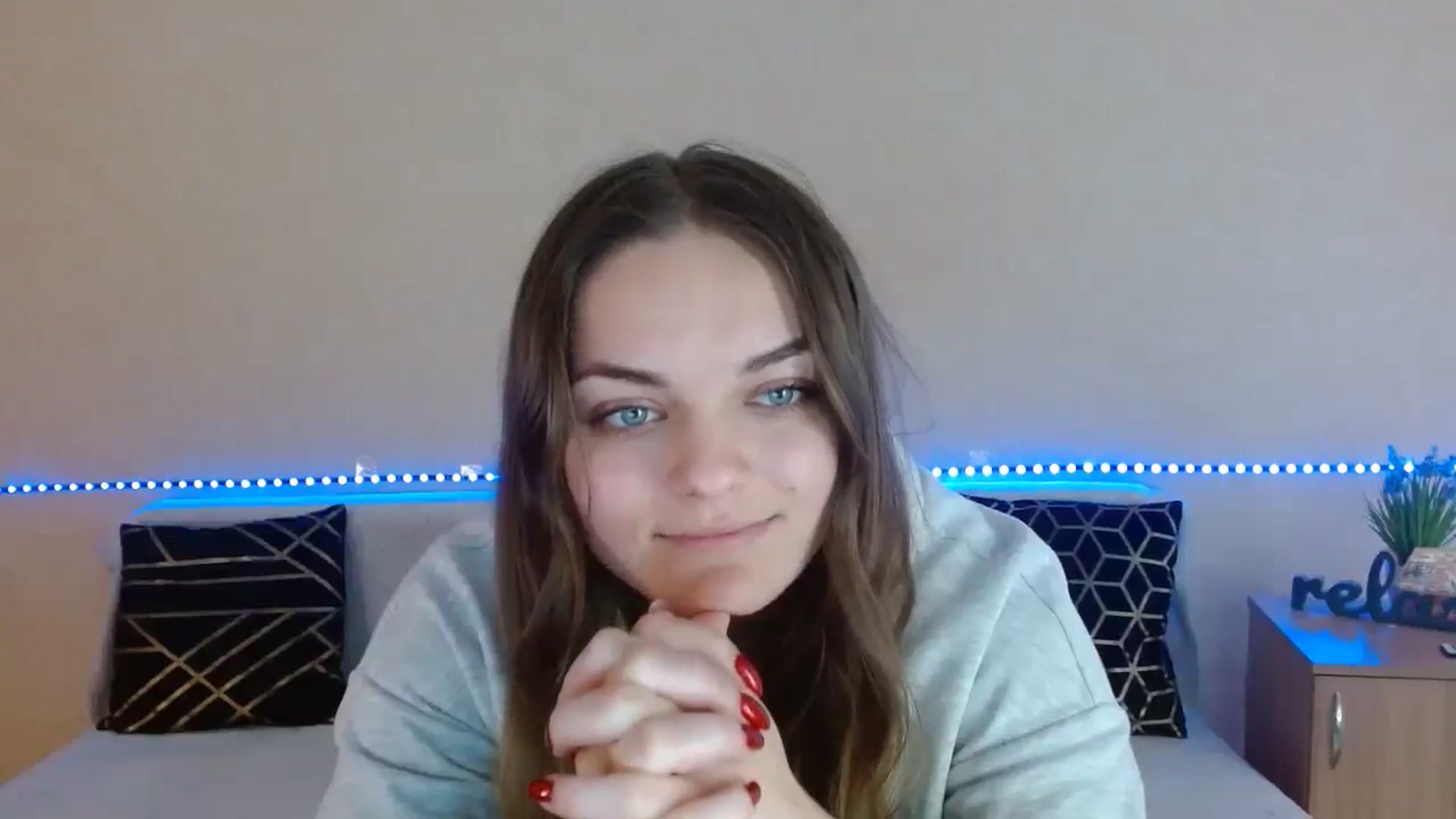 Gallery image thumbnail from Chaynea's myfreecams stream on, 01/01/2026, 10:33 image 4 of 20
