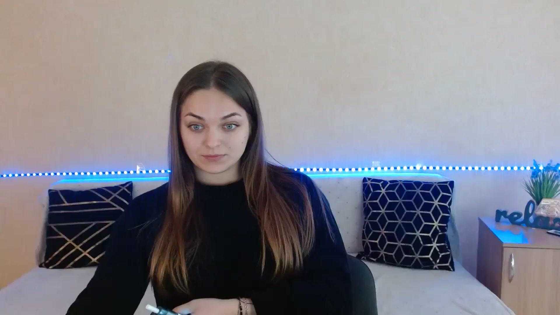 Gallery image thumbnail from Chaynea's myfreecams stream on, 01/02/2026, 11:18 image 2 of 20