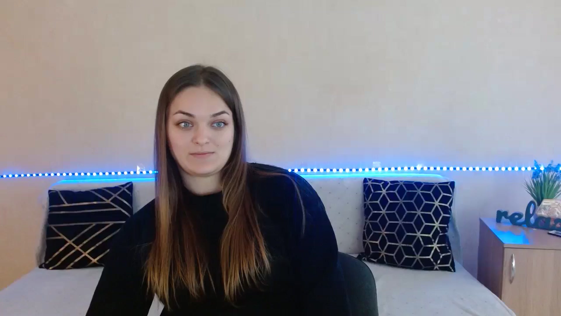 Gallery image thumbnail from Chaynea's myfreecams stream on, 01/02/2026, 11:18 image 3 of 20
