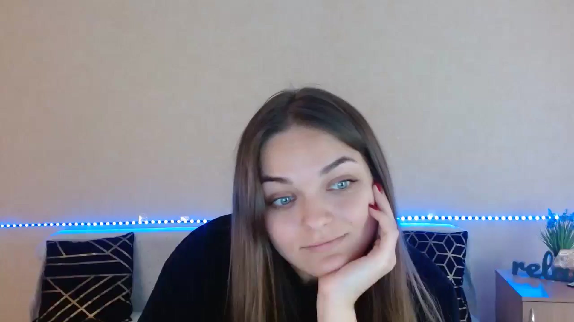 Gallery image thumbnail from Chaynea's myfreecams stream on, 01/02/2026, 11:18 image 1 of 20