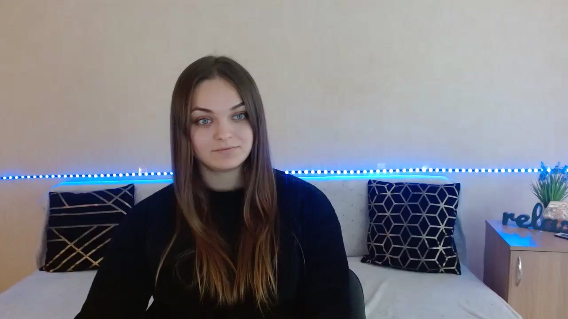 Gallery image thumbnail from Chaynea's myfreecams stream on, 01/02/2026, 11:18 image 6 of 20