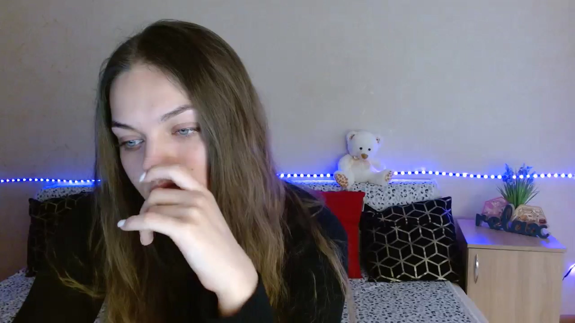 Gallery image thumbnail from Chaynea's myfreecams stream on, 03/30/2026, 10:37 image 12 of 20