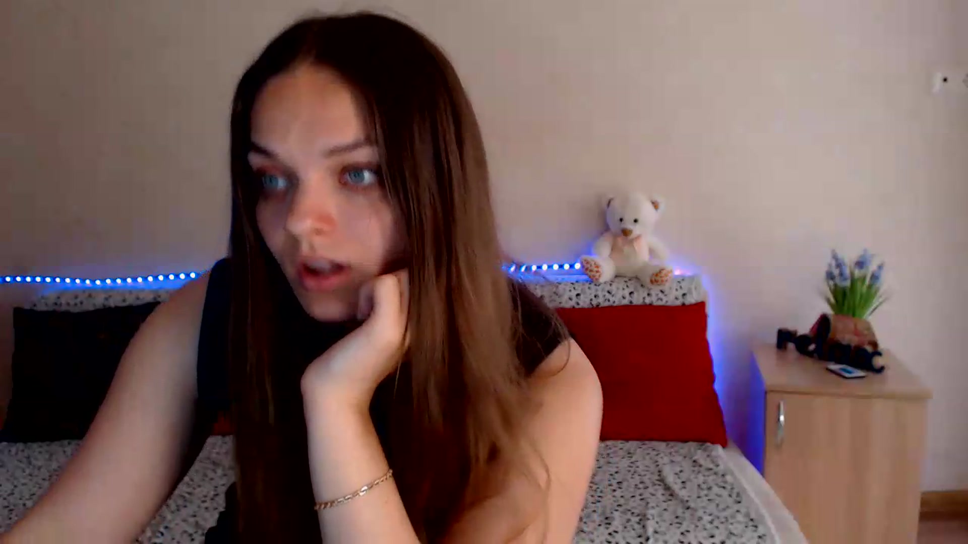 Gallery image thumbnail from Chaynea's myfreecams stream on, 06/06/2026, 10:34 image 4 of 20
