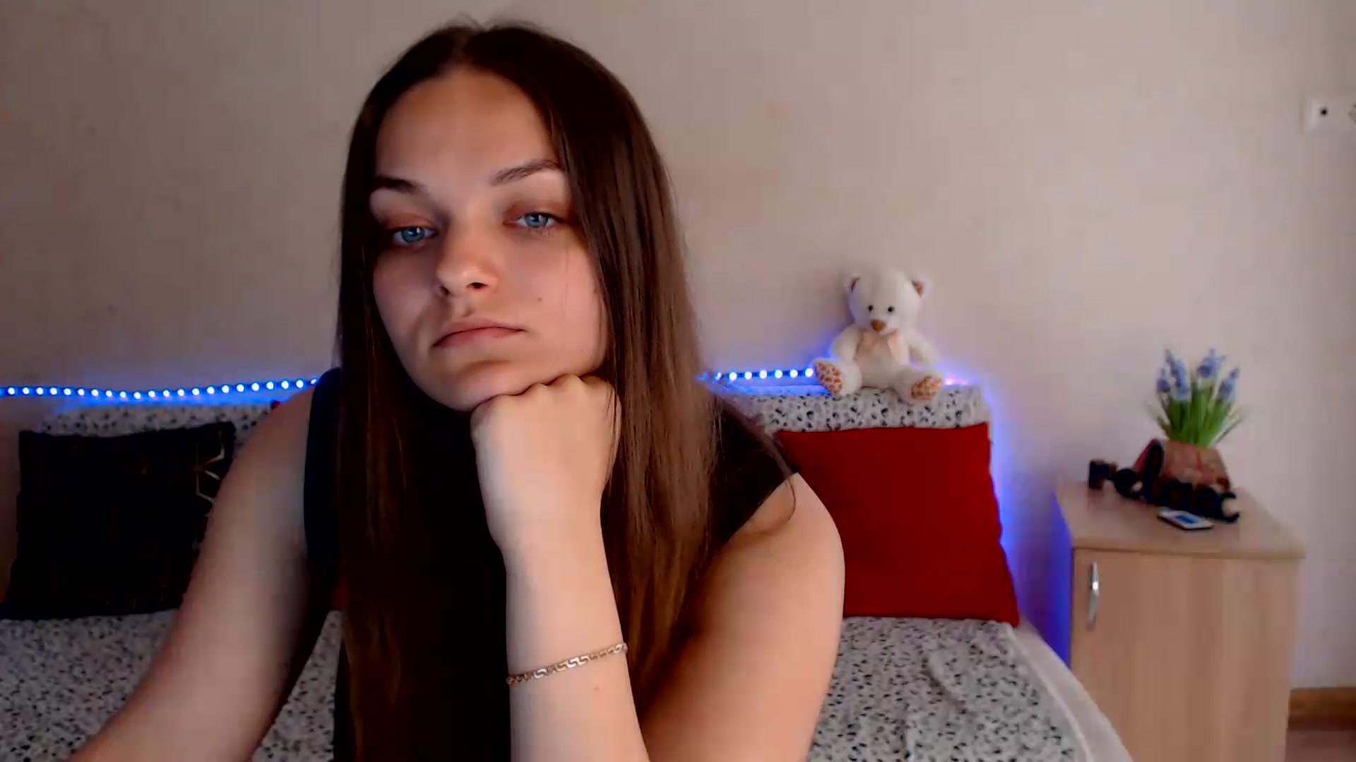 Gallery image thumbnail from Chaynea's myfreecams stream on, 06/06/2026, 10:34 image 9 of 20