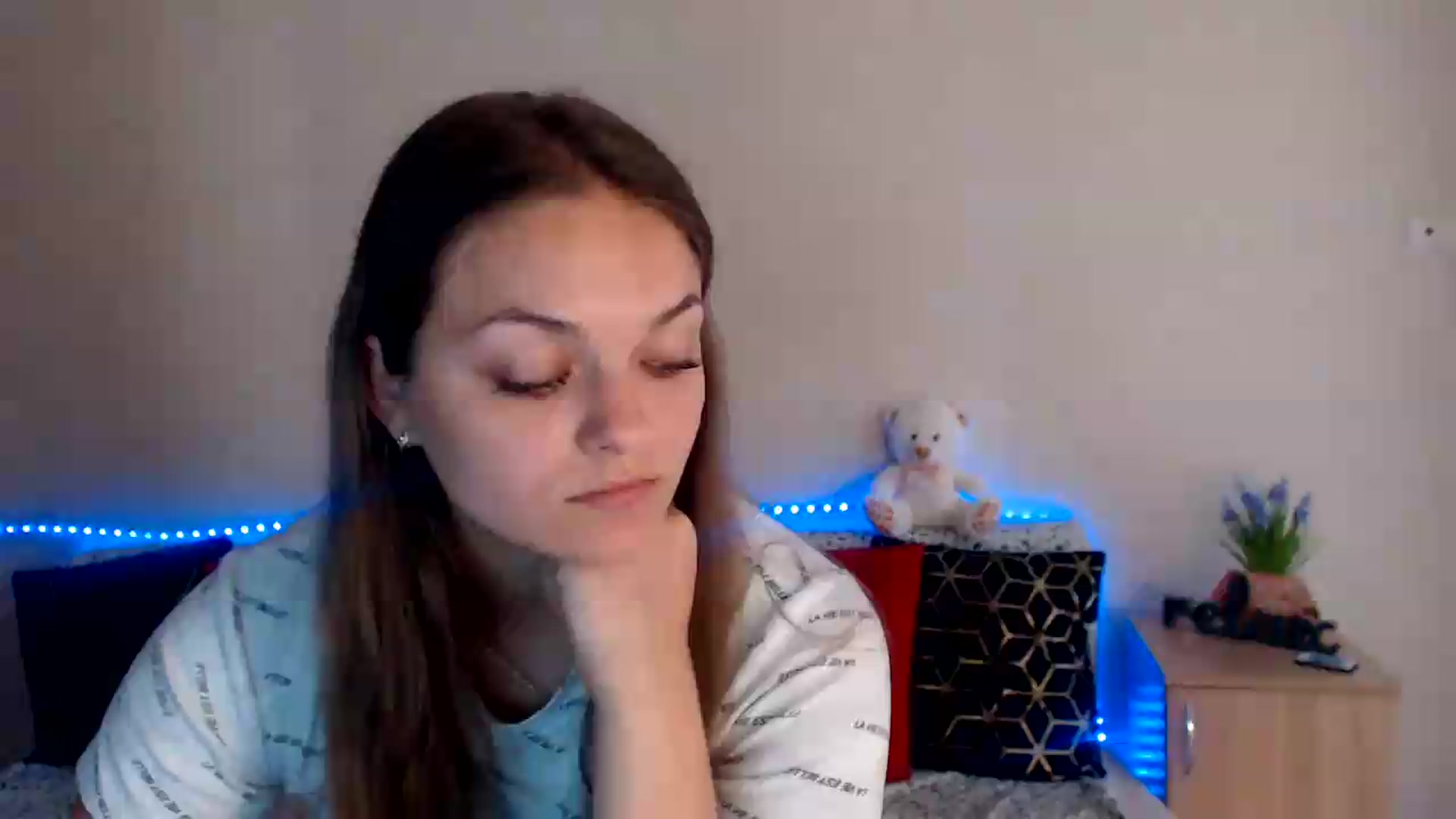 Gallery image thumbnail from Chaynea's myfreecams stream on, 07/26/2026, 06:30 image 17 of 20