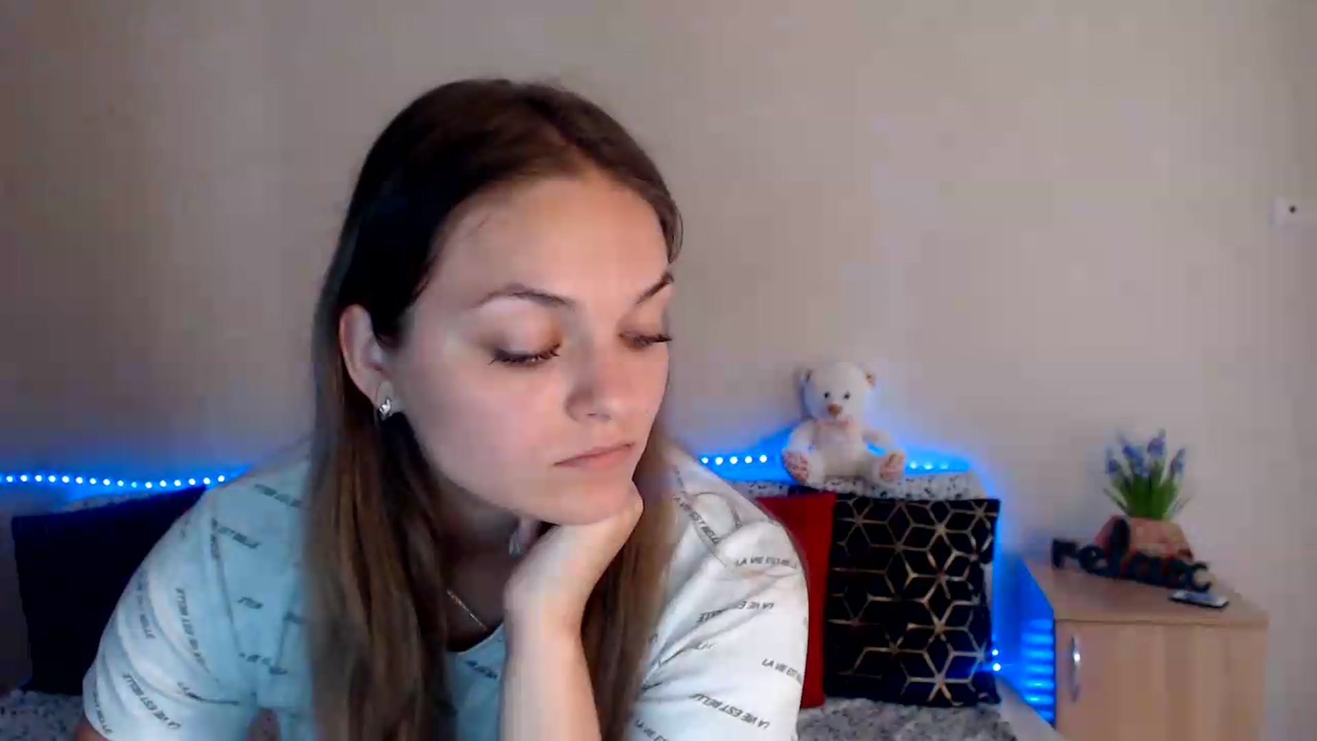 Gallery image thumbnail from Chaynea's myfreecams stream on, 07/26/2026, 06:30 image 15 of 20
