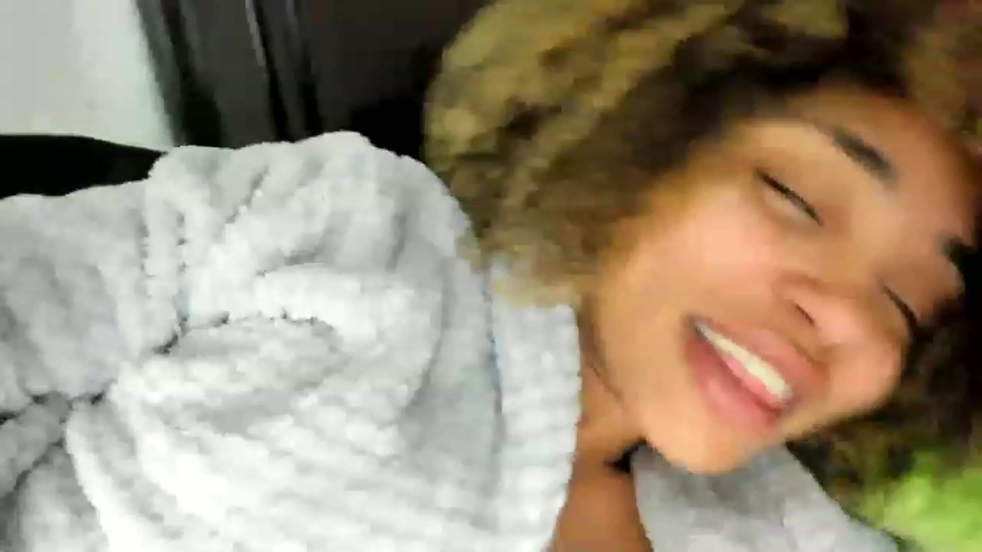 Gallery image thumbnail from Chco0l8cak3's myfreecams stream on, 05/12/2023, 11:47 image 9 of 20