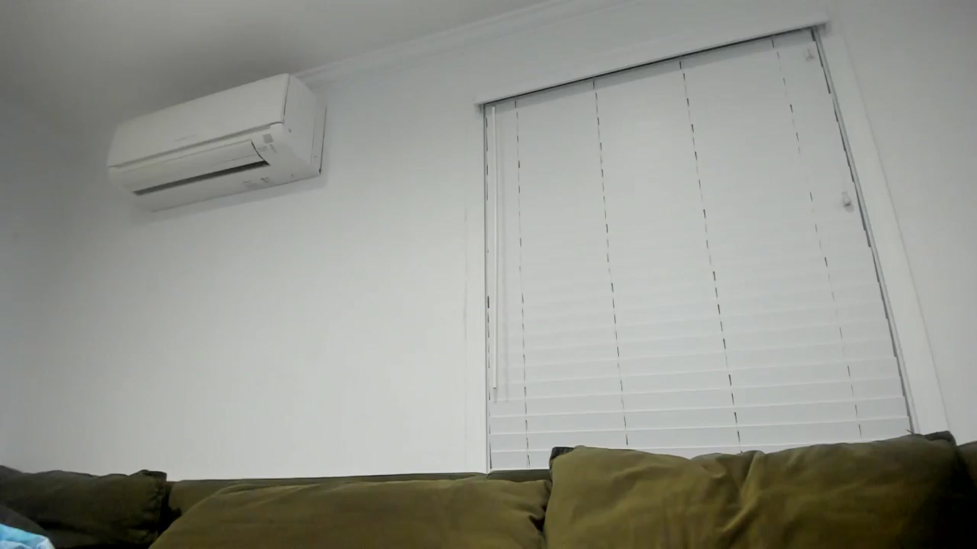Gallery image thumbnail from Chco0l8cak3's myfreecams stream on, 09/17/2023, 03:05 image 14 of 20