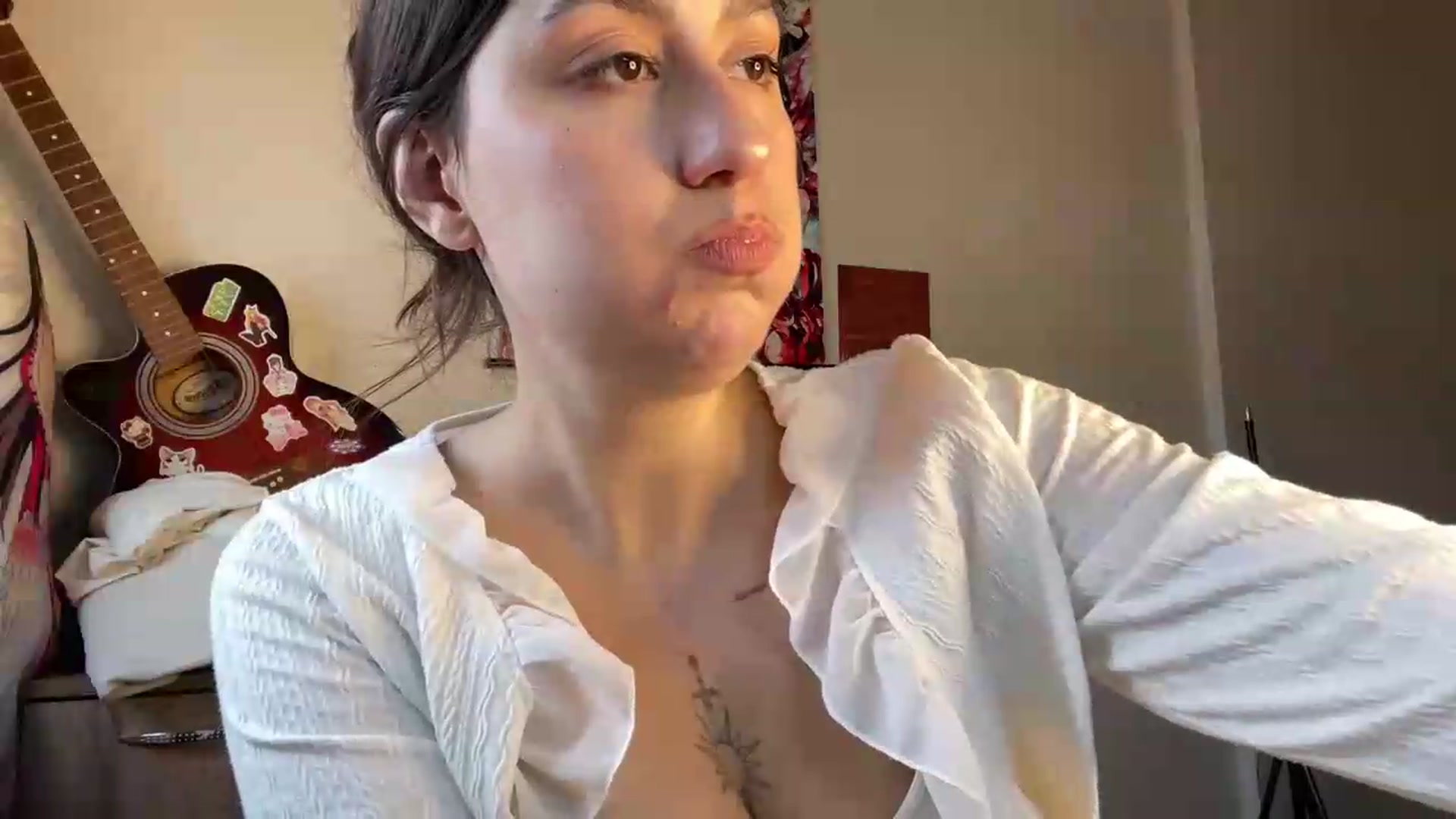 Gallery image thumbnail from CheatMeal's myfreecams stream on, 06/05/2026, 16:18 image 6 of 20