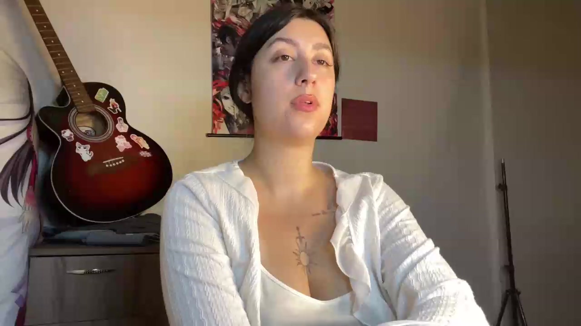 Gallery image thumbnail from CheatMeal's myfreecams stream on, 06/07/2026, 16:32 image 16 of 20