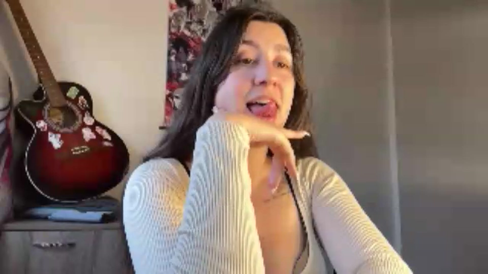 Gallery image thumbnail from CheatMeal's myfreecams stream on, 06/16/2026, 16:08 image 16 of 20