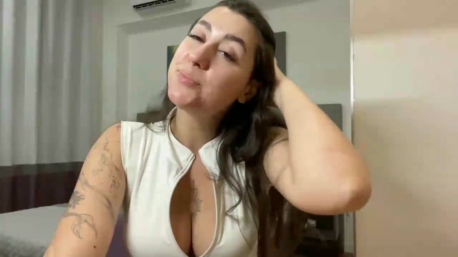 Gallery image thumbnail from CheatMeal's myfreecams stream on, 07/02/2026, 21:25 image 9 of 20
