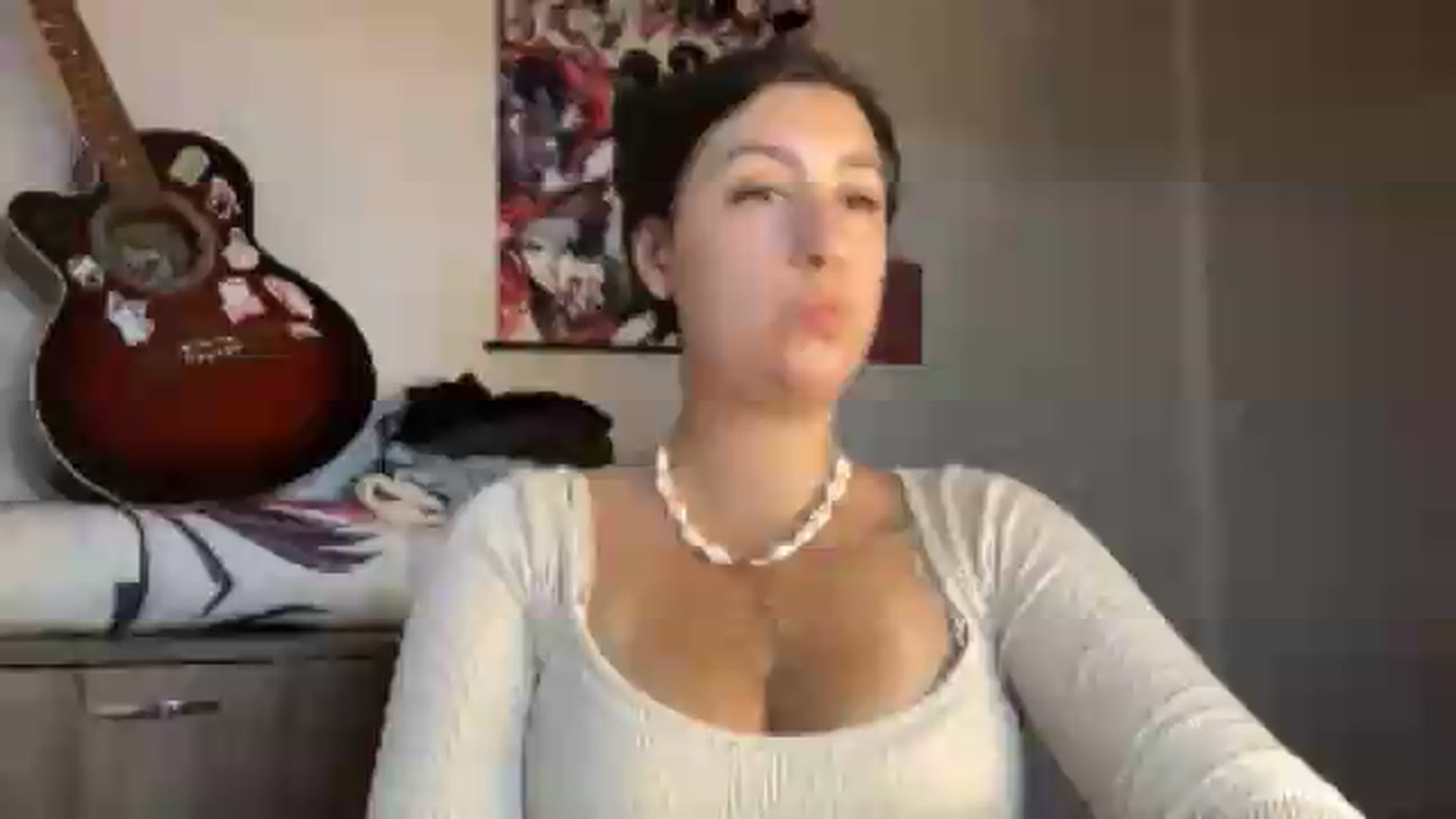 Gallery image thumbnail from CheatMeal's myfreecams stream on, 08/05/2026, 16:41 image 17 of 20