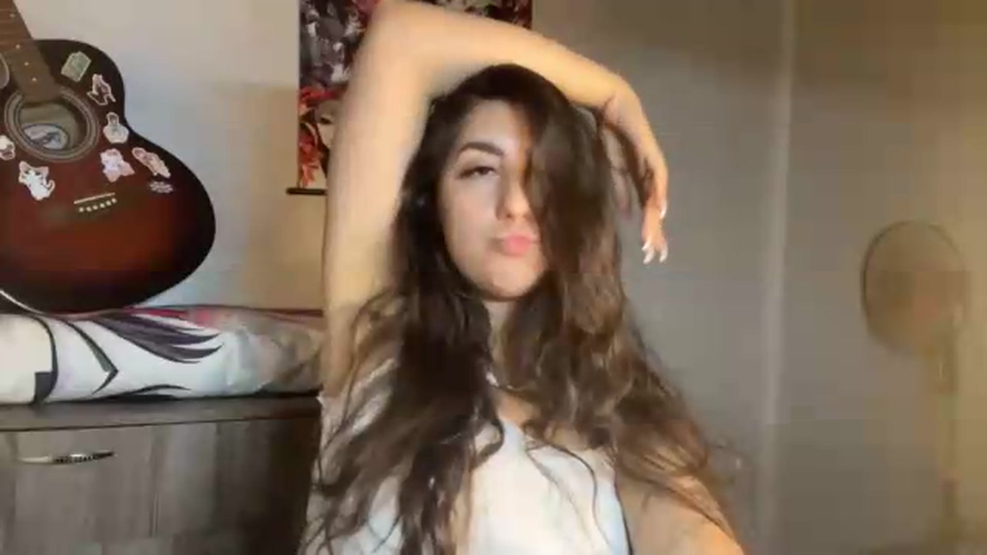 Gallery image thumbnail from CheatMeal's myfreecams stream on, 08/11/2026, 17:04 image 16 of 20