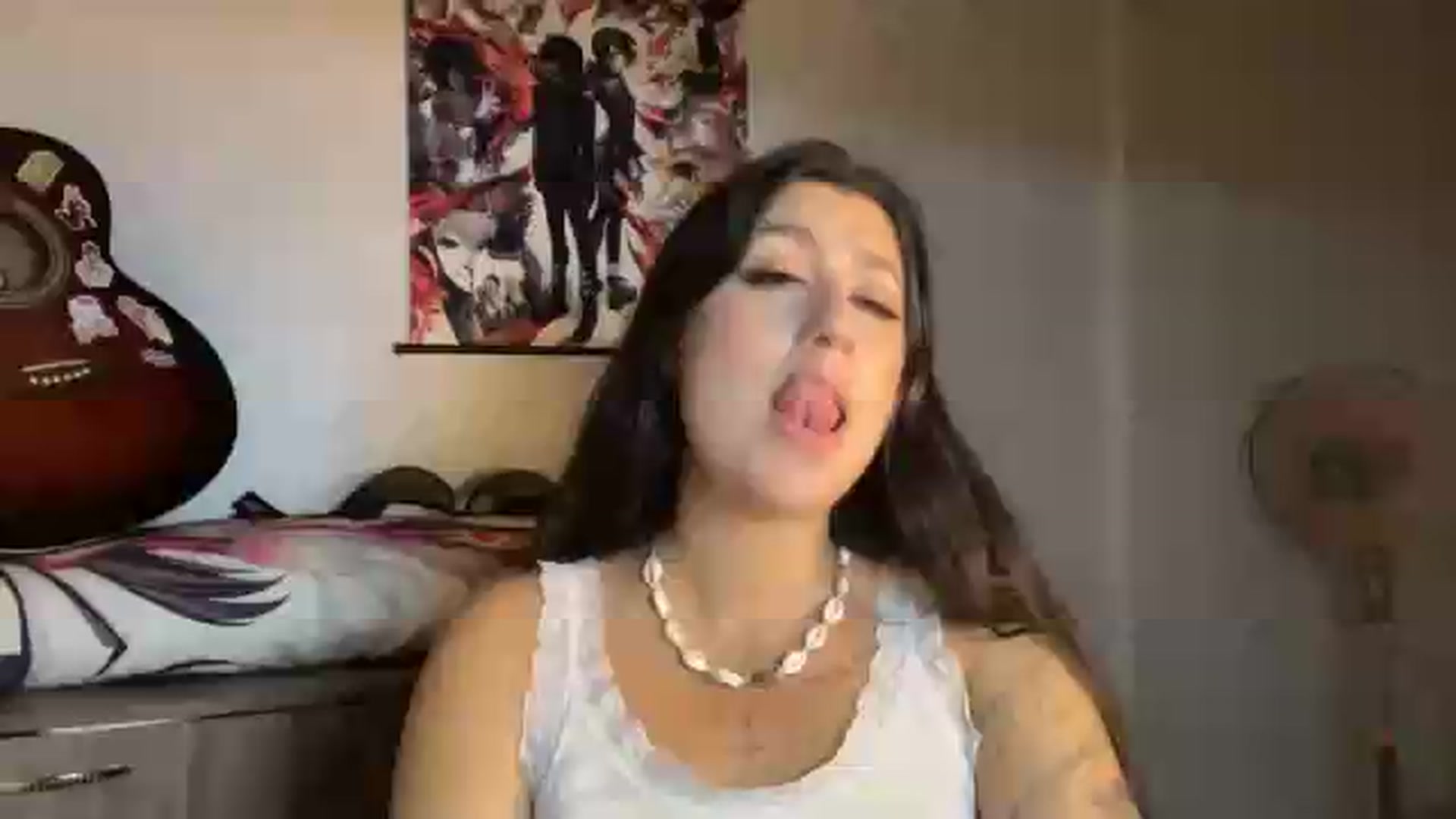 Gallery image thumbnail from CheatMeal's myfreecams stream on, 08/20/2026, 18:18 image 17 of 20