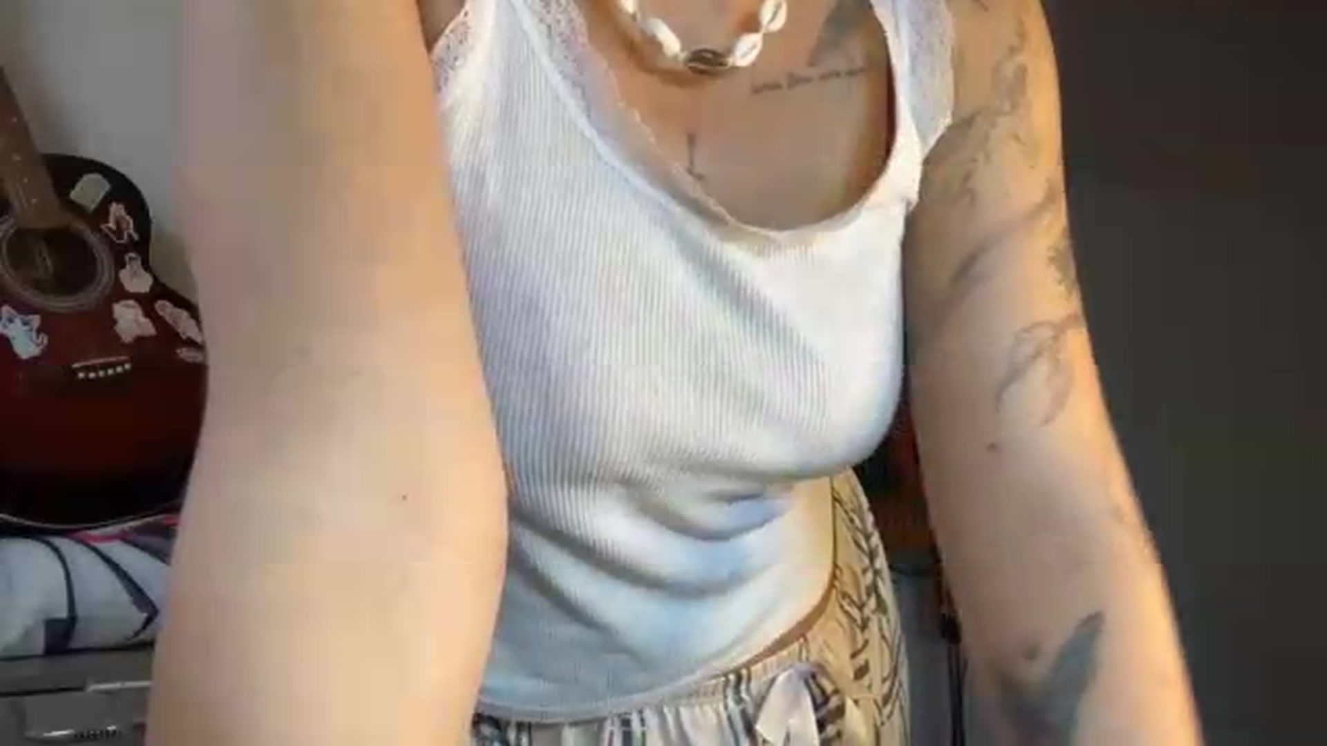 Gallery image thumbnail from CheatMeal's myfreecams stream on, 08/21/2026, 12:03 image 10 of 20