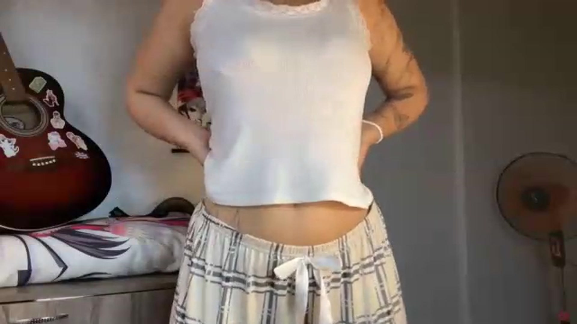 Gallery image thumbnail from CheatMeal's myfreecams stream on, 08/21/2026, 12:31 image 19 of 20