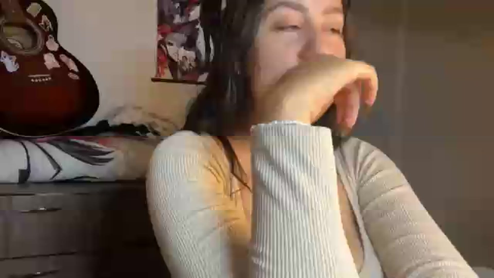 Gallery image thumbnail from CheatMeal's myfreecams stream on, 09/04/2026, 18:27 image 17 of 20