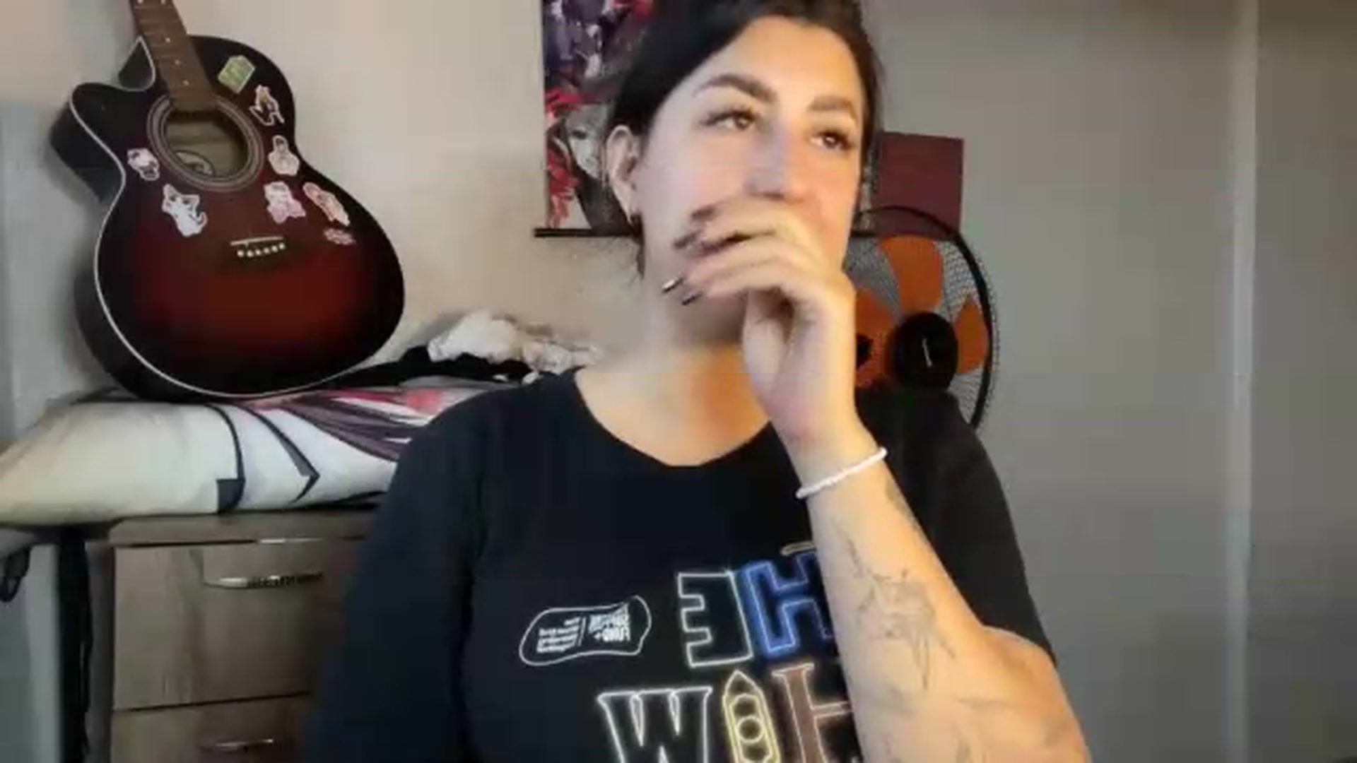 Gallery image thumbnail from CheatMeal's myfreecams stream on, 09/06/2026, 16:25 image 9 of 20