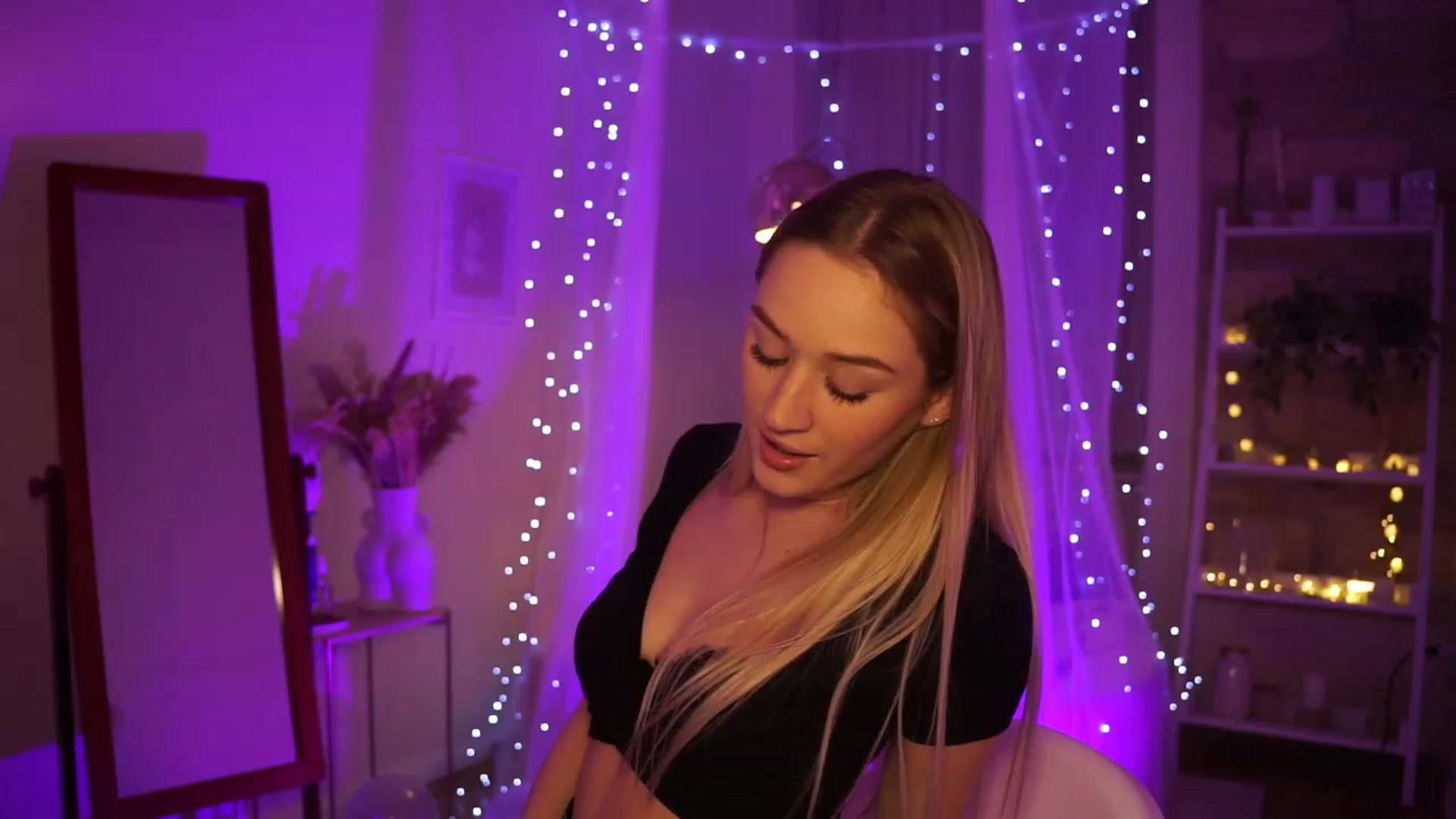 Gallery image thumbnail from CheckmyPeach's myfreecams stream on, 02/13/2024, 06:52 image 1 of 20