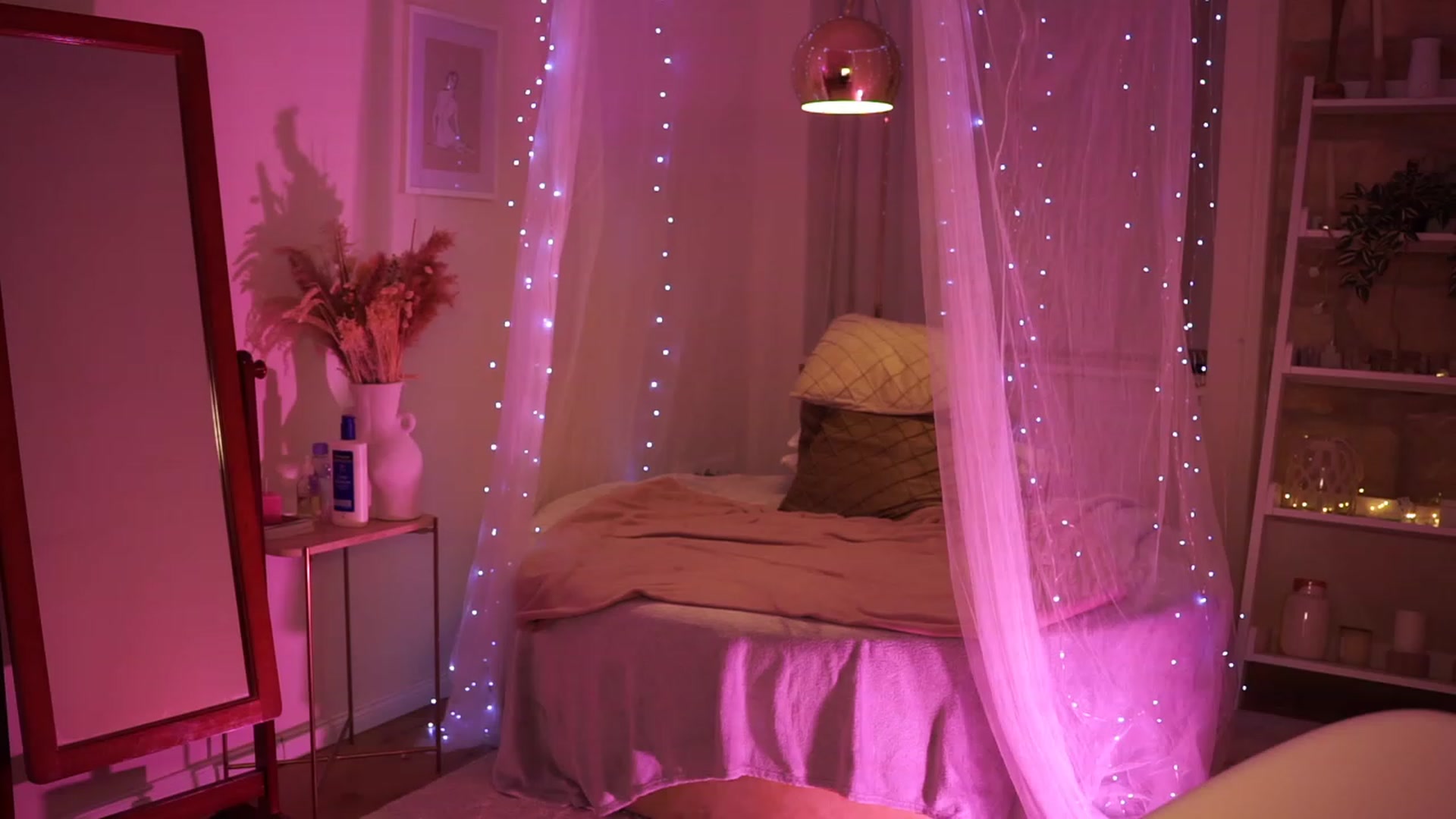 Gallery image thumbnail from CheckmyPeach's myfreecams stream on, 02/22/2024, 01:37 image 15 of 20