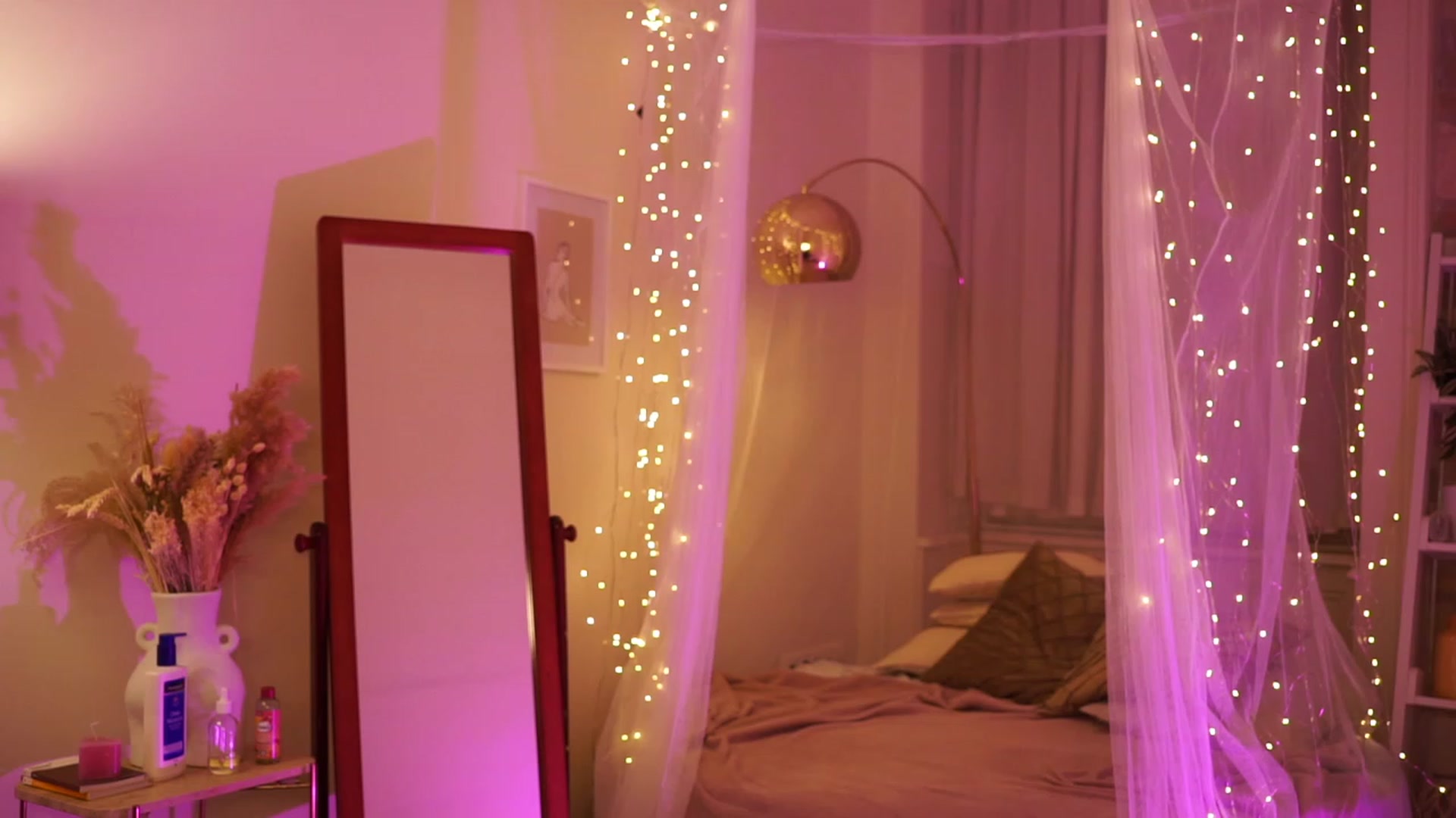 Gallery image thumbnail from CheckmyPeach's myfreecams stream on, 03/16/2024, 22:54 image 6 of 20