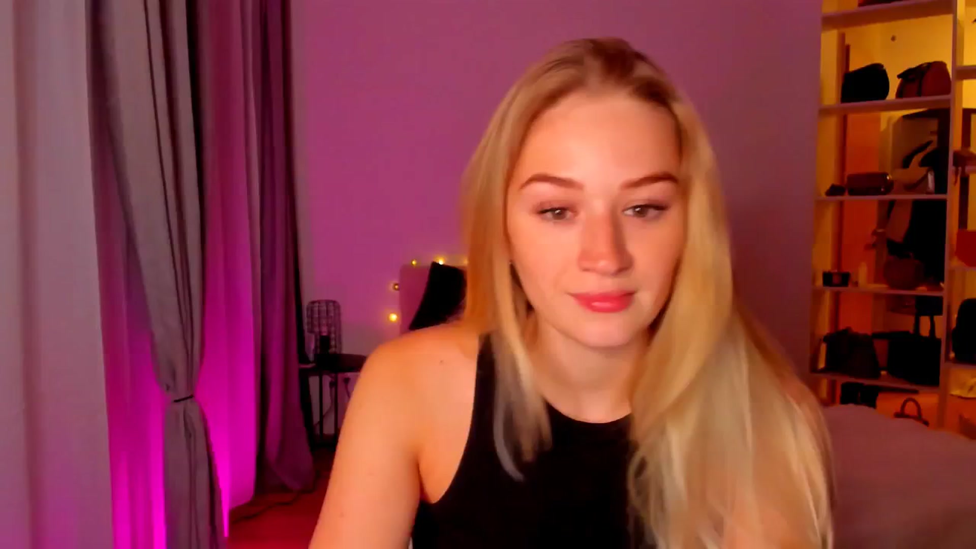 Gallery image thumbnail from CheckmyPeach's myfreecams stream on, 05/03/2024, 22:49 image 1 of 20