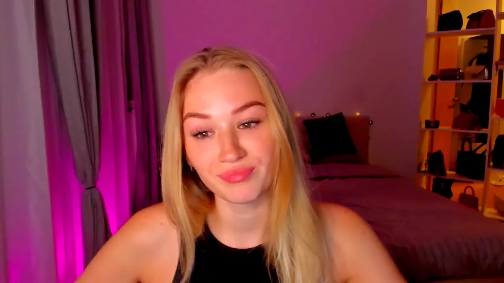 Gallery image thumbnail from CheckmyPeach's myfreecams stream on, 05/07/2024, 21:13 image 2 of 20