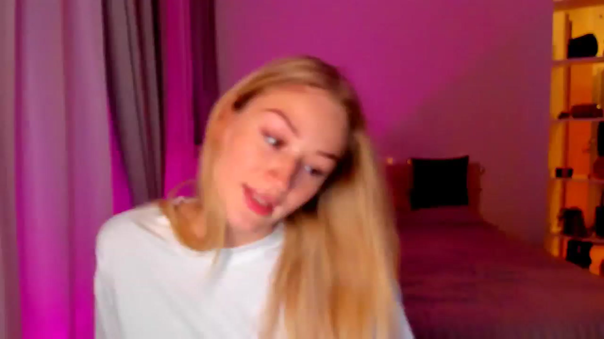 Gallery image thumbnail from CheckmyPeach's myfreecams stream on, 05/10/2024, 22:13 image 9 of 20