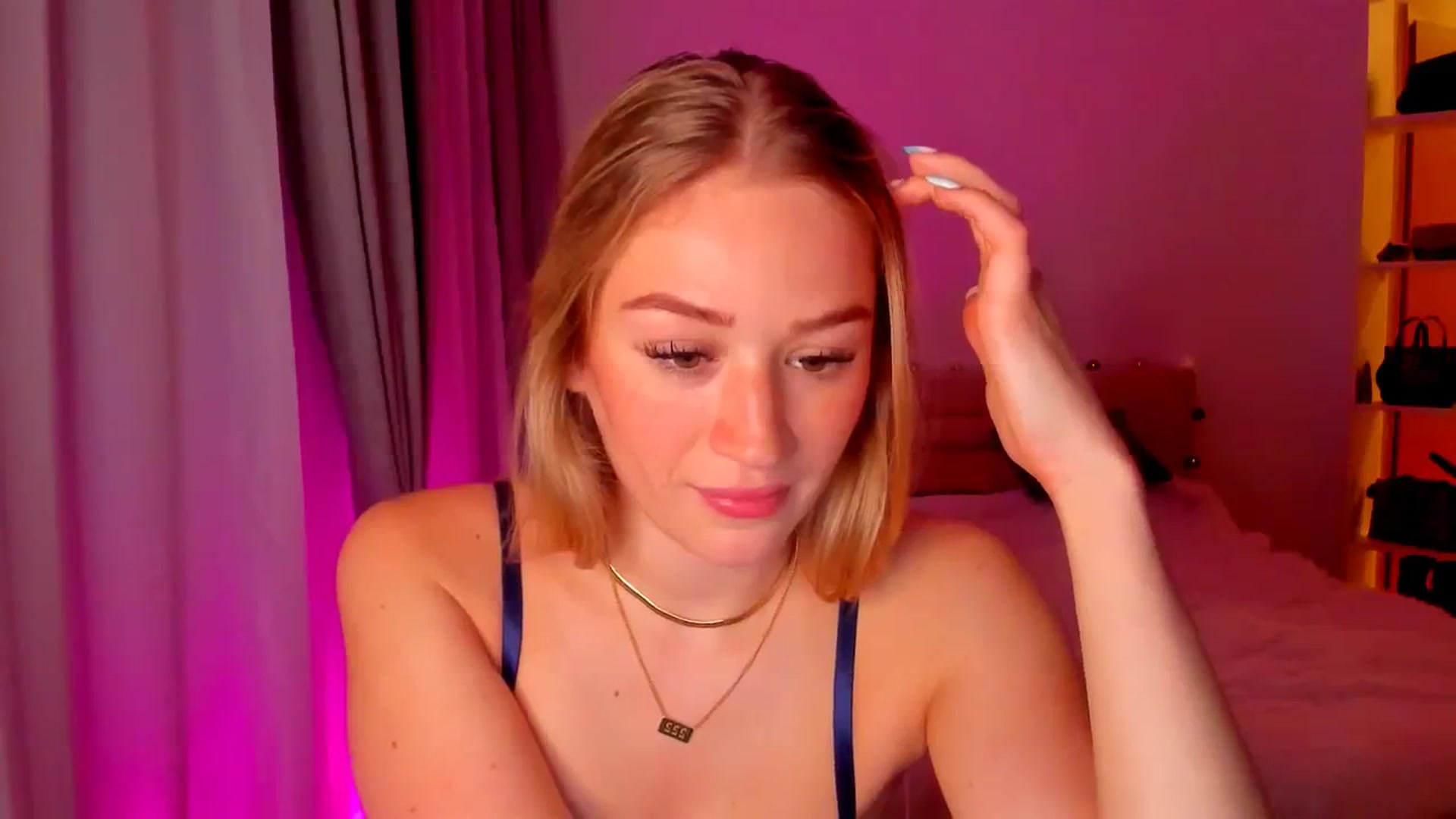 Gallery image thumbnail from CheckmyPeach's myfreecams stream on, 05/24/2024, 23:14 image 14 of 20