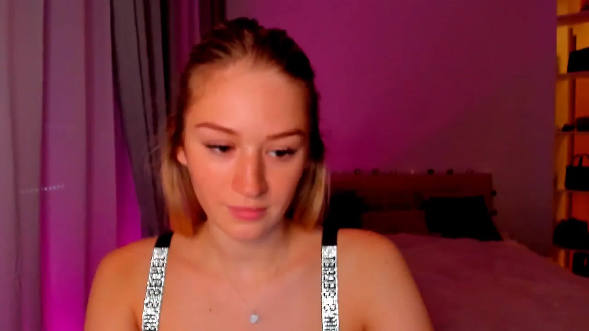 Gallery image thumbnail from CheckmyPeach's myfreecams stream on, 06/02/2024, 14:00 image 20 of 20