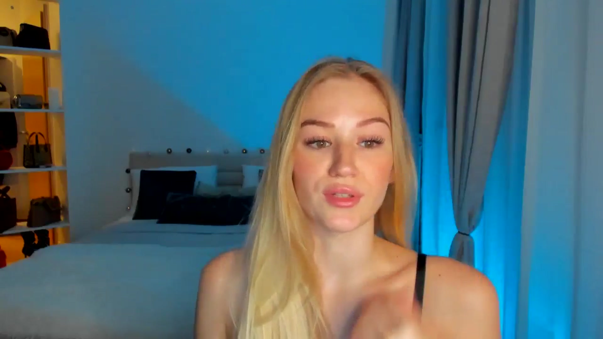 Gallery image thumbnail from CheckmyPeach's myfreecams stream on, 06/09/2024, 17:37 image 20 of 20