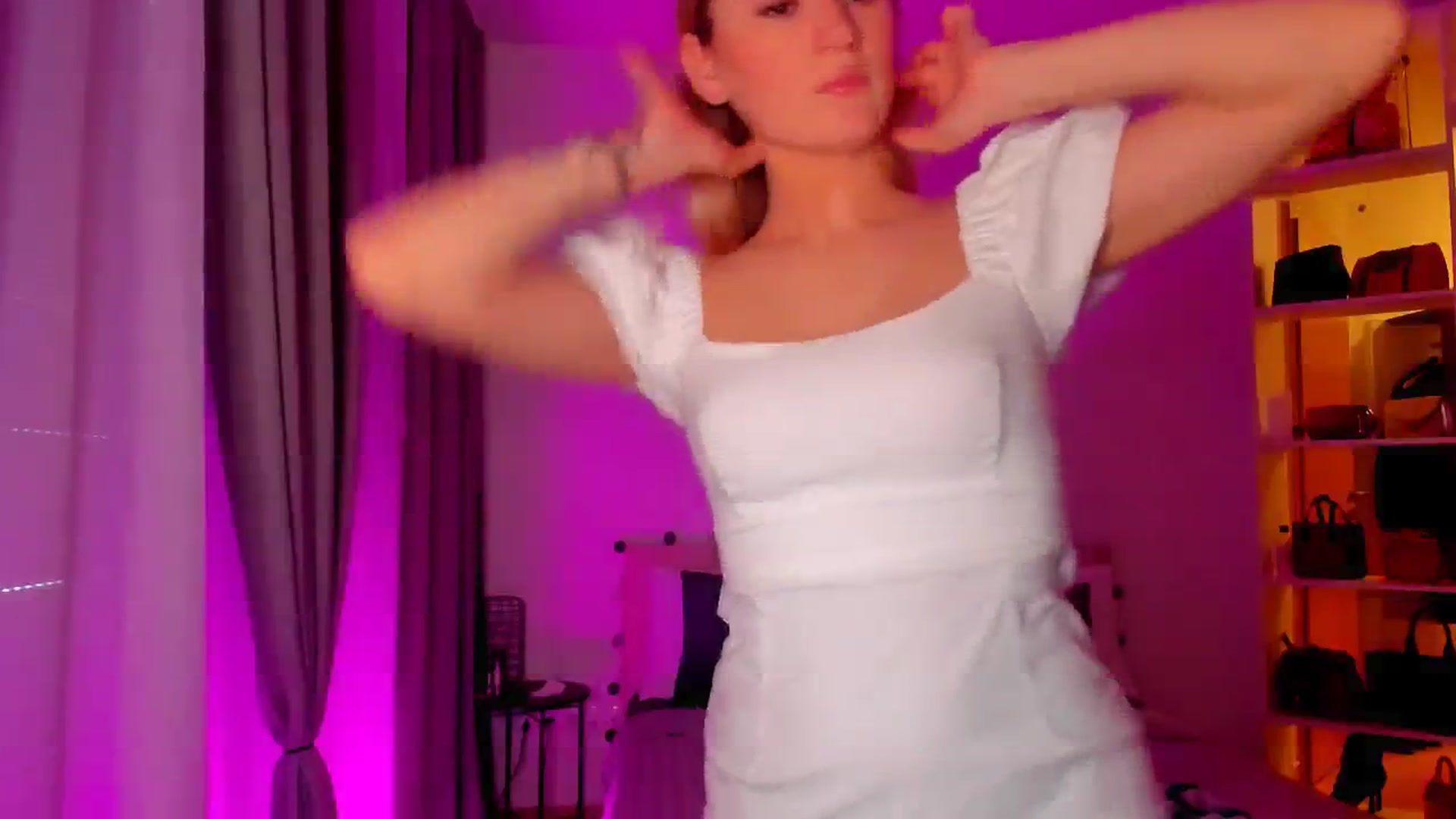Gallery image thumbnail from CheckmyPeach's myfreecams stream on, 06/22/2024, 16:12 image 7 of 20