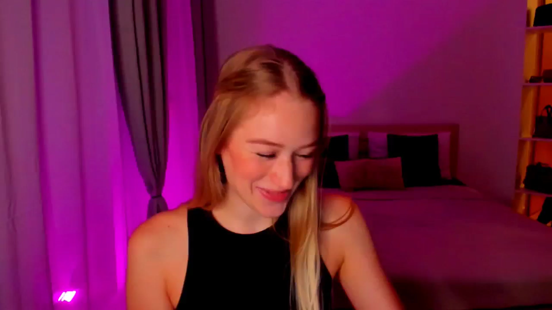 Gallery image thumbnail from CheckmyPeach's myfreecams stream on, 07/10/2024, 02:52 image 14 of 20