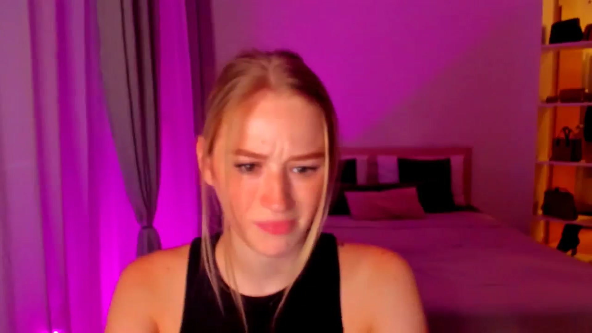 Gallery image thumbnail from CheckmyPeach's myfreecams stream on, 07/10/2024, 05:29 image 19 of 20