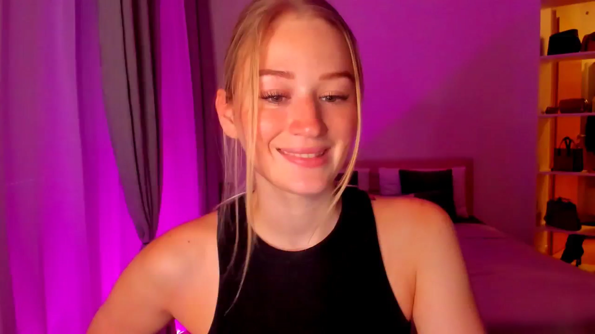 Gallery image thumbnail from CheckmyPeach's myfreecams stream on, 07/10/2024, 05:29 image 5 of 20