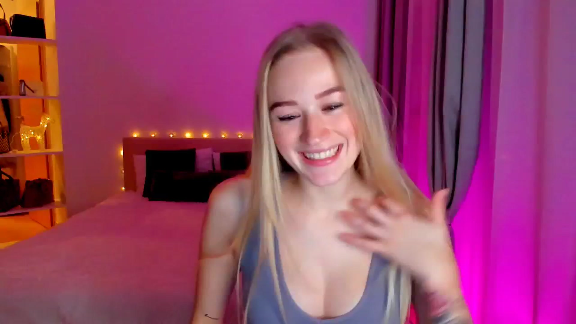 Gallery image thumbnail from CheckmyPeach's myfreecams stream on, 11/23/2024, 19:24 image 1 of 20