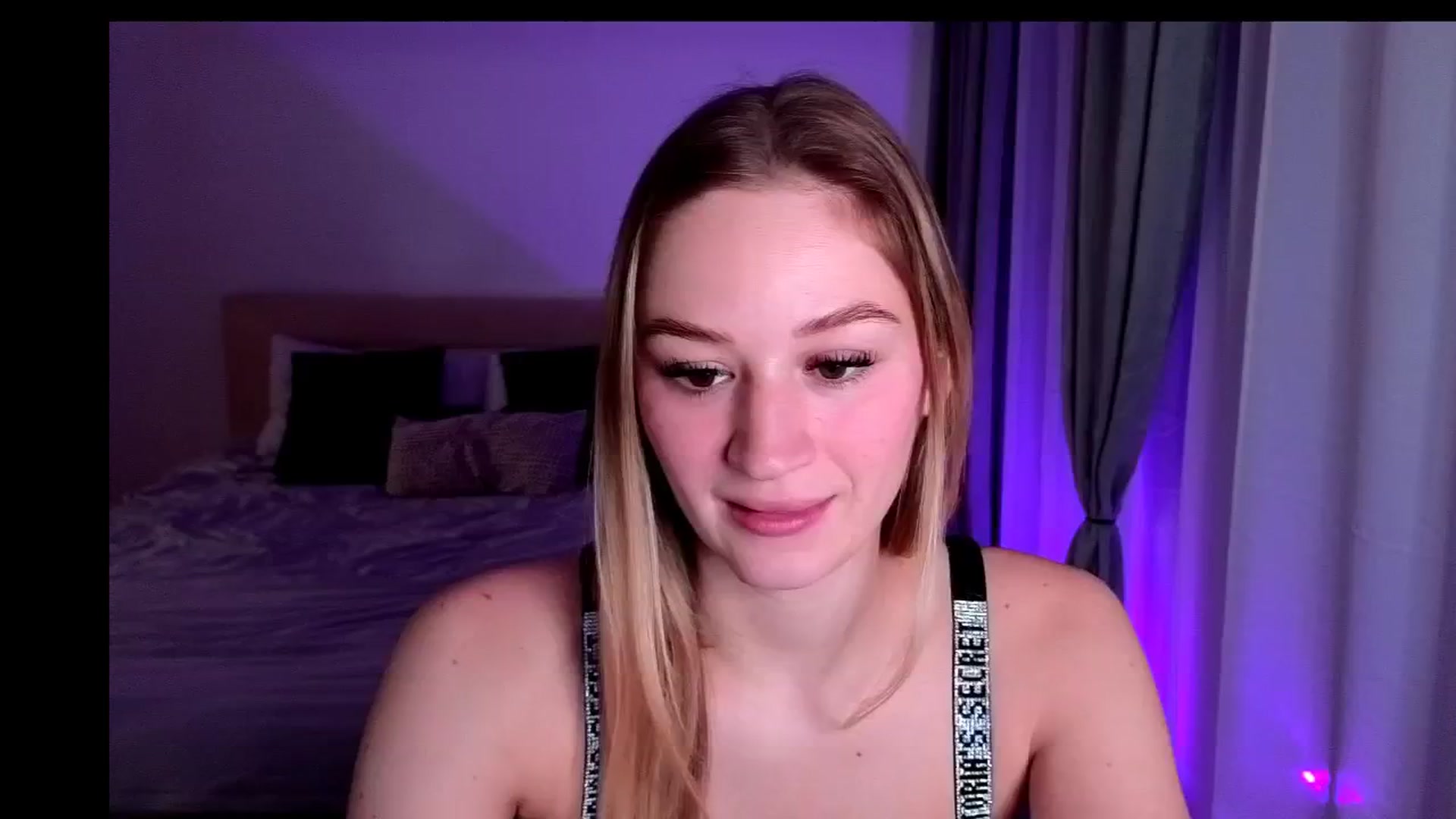 Gallery image thumbnail from CheckmyPeach's myfreecams stream on, 02/01/2025, 07:11 image 3 of 20