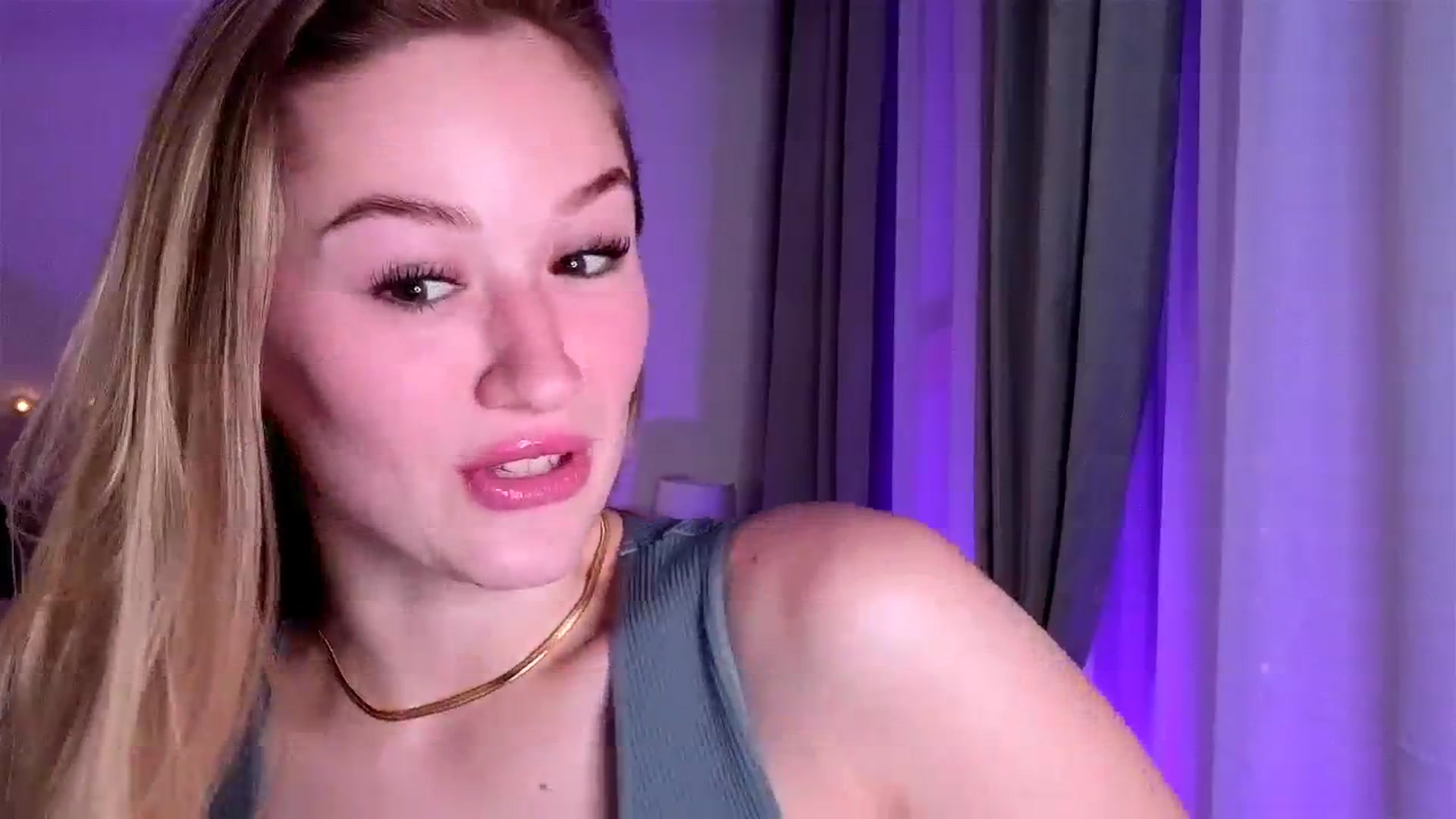 Gallery image thumbnail from CheckmyPeach's myfreecams stream on, 02/06/2025, 19:20 image 9 of 20