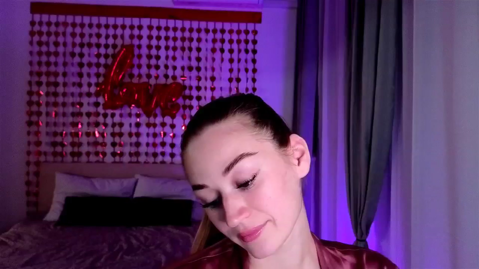 Gallery image thumbnail from CheckmyPeach's myfreecams stream on, 02/15/2025, 24:23 image 2 of 20