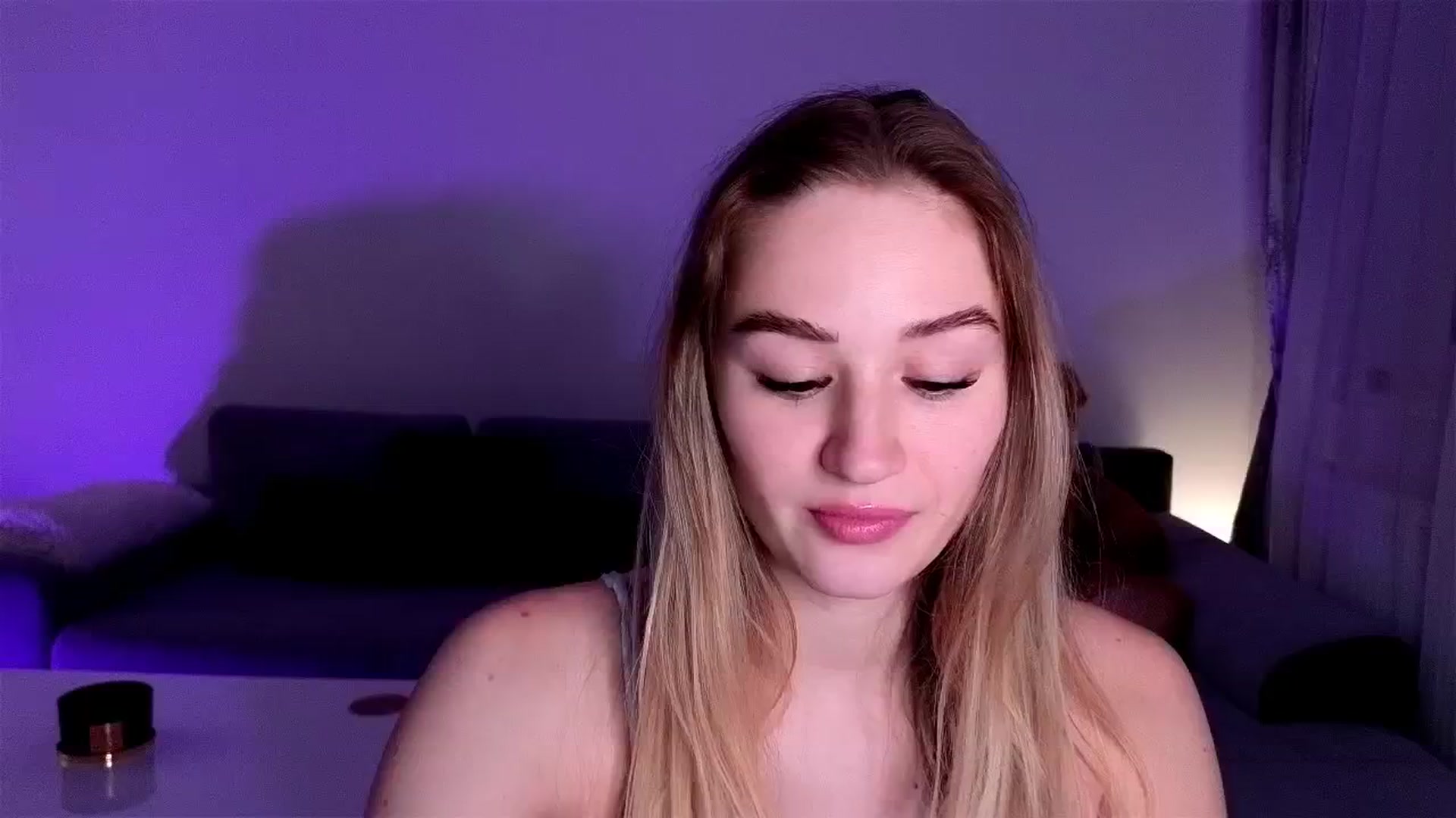 Gallery image thumbnail from CheckmyPeach's myfreecams stream on, 03/16/2025, 15:47 image 8 of 20